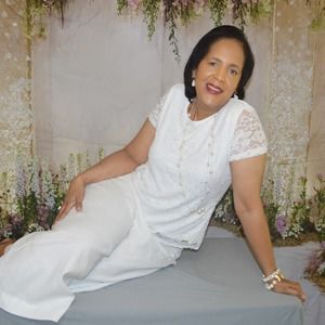 Meet your Posher, Toni